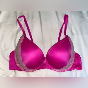 Victoria’s Secret 36B Plunge bra pink with lace